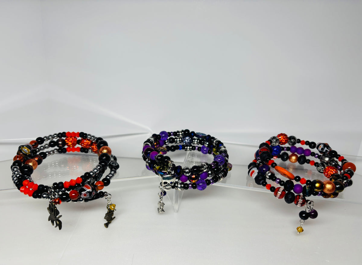 HOLIDAY-BR-302 Halloween Purple and Black Memory Wire Bracelets