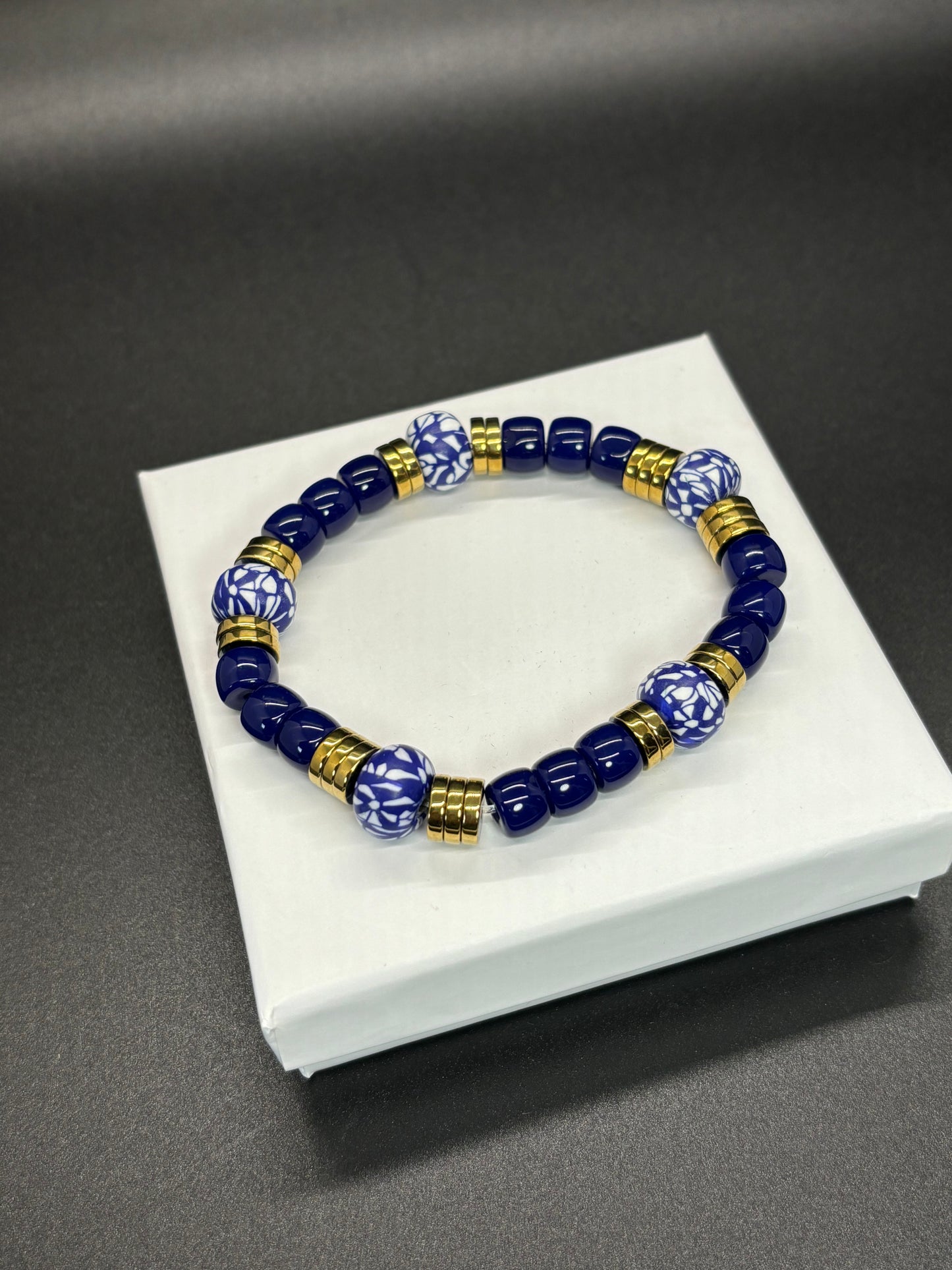 BR-0060 Eye-Catching Navy Blue, White and Gold Stretch Bracelet