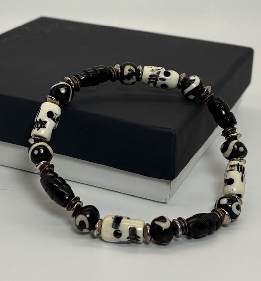 BR-0070 Skull and Brown Bone Beaded Bracelet