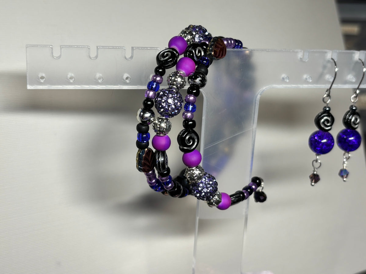 HOLIDAY-BR-302 Halloween Purple and Black Memory Wire Bracelets
