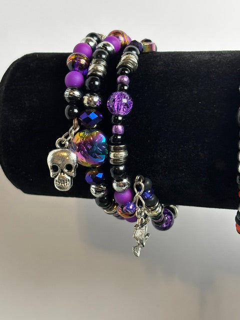 HOLIDAY-BR-302 Halloween Purple and Black Memory Wire Bracelets